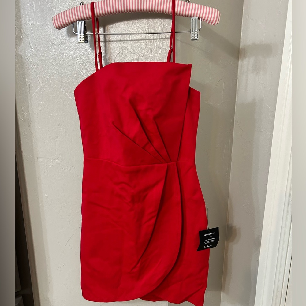 Sexy red mini! Great for valentines!
